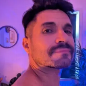 Arti gay massage therapist in Vauxhall