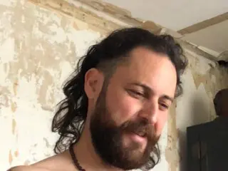 ba670581-e4b3-45cd-ad3a-d6f7d63ea9df