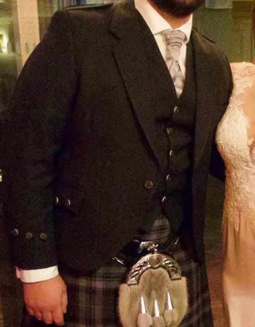 68318E50-4B9D-4FDE-B73F-14CA328FD849