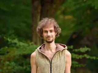 Ari Ayurvedic Massage Therapist in London Marylebone 2