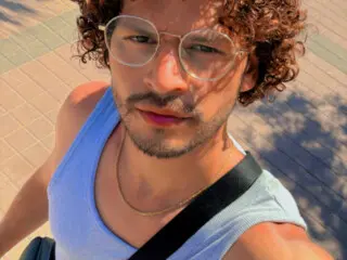 34E90752-B19B-49CC-8F0B-A60F9E7BD1C5