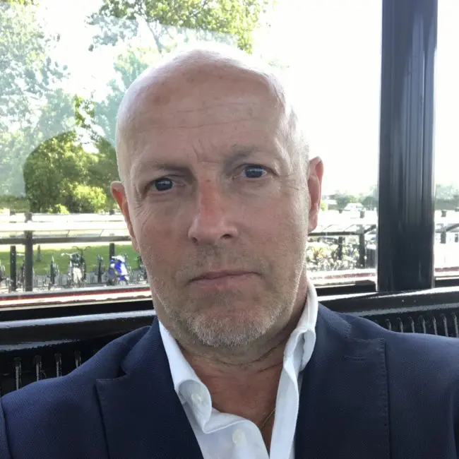 4F99AE0B-E41C-4A65-9D89-EABCCA1EA9AF