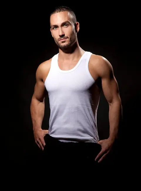 218107_10150550358990117_818980116_17910045_5104363_n