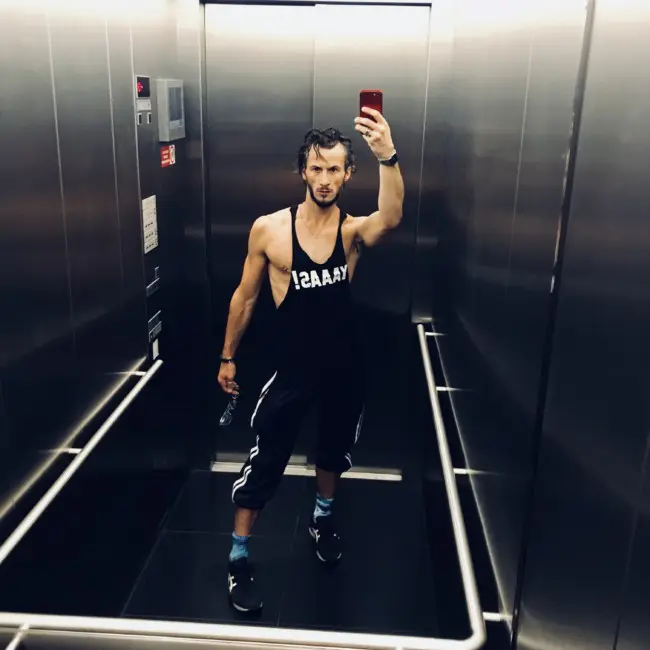 3757EB3E-BF2F-4D1E-9587-ECEA2CEAEBE1