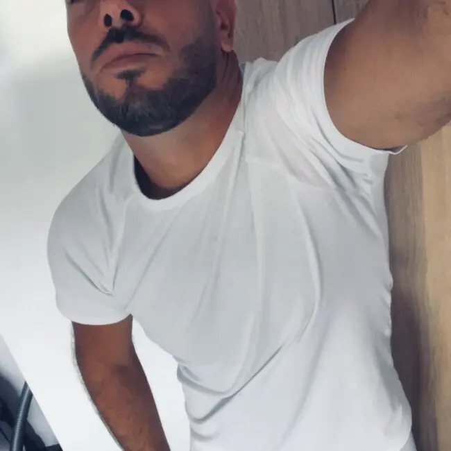 B285E281-49A9-45E7-A3A8-B226DE74CDB8