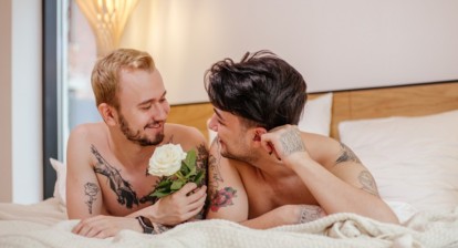 gay male massage in milan