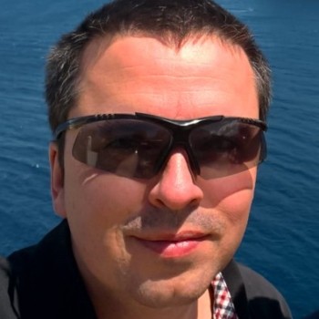 Profile picture of Alex