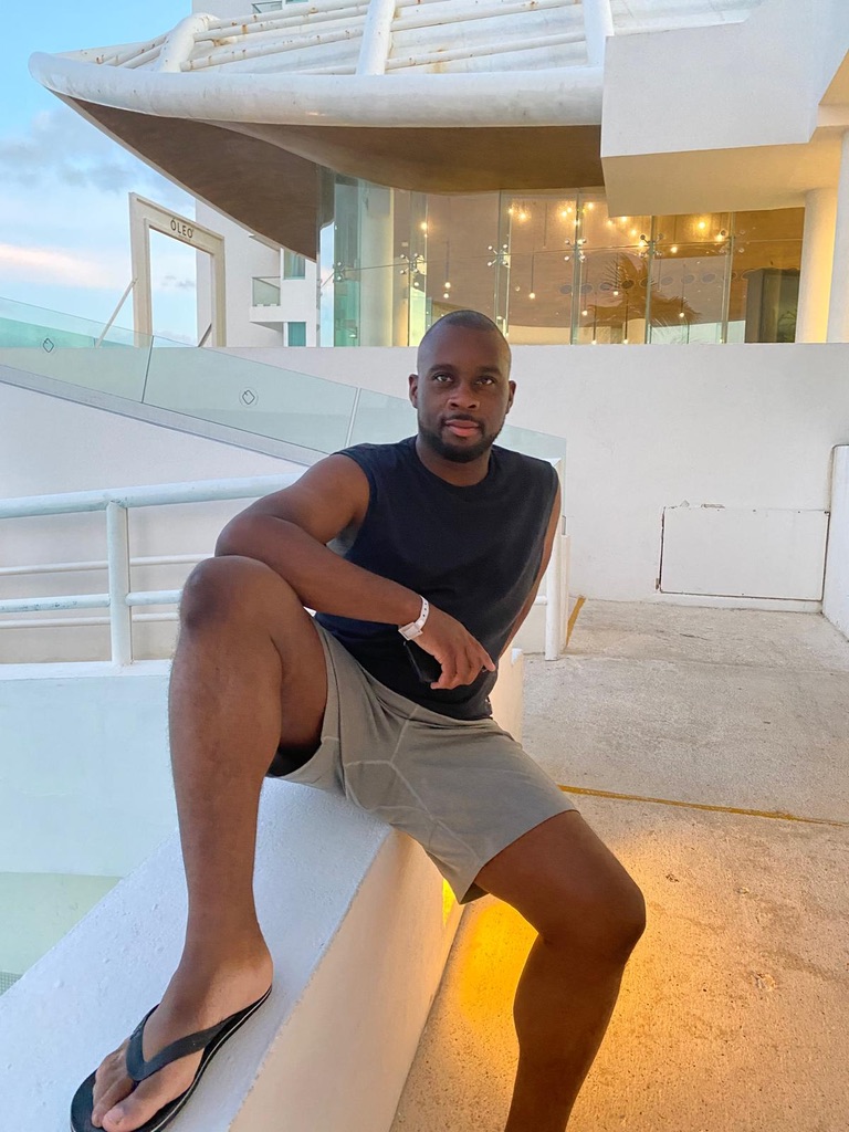 b4c55928-6c16-4873-8685-e480037c84c4_1_105_c