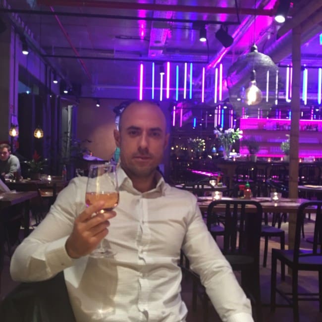 208eba03-89eb-45fe-93a0-660dbc179366